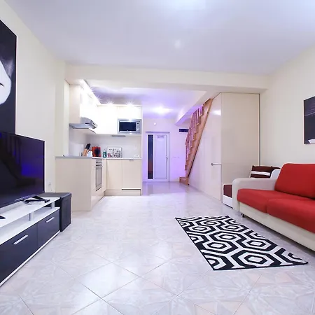 Deluxe Art Maisonettes In Panoramic Roof Complex Апартаменты Балчик