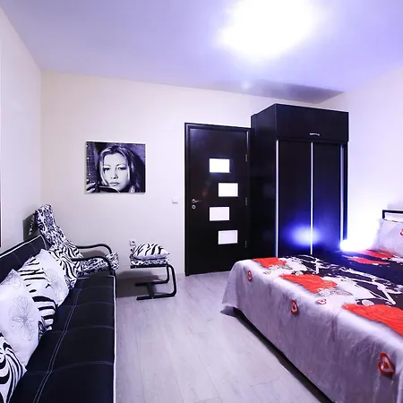 Апартаменты Deluxe Art Maisonettes In Panoramic Roof Complex *